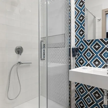 Frühstückspension Torre Mola 3*