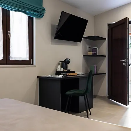 Couette-café Torre Mola Formia
