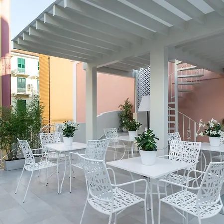 Torre Mola Bed & Breakfast *